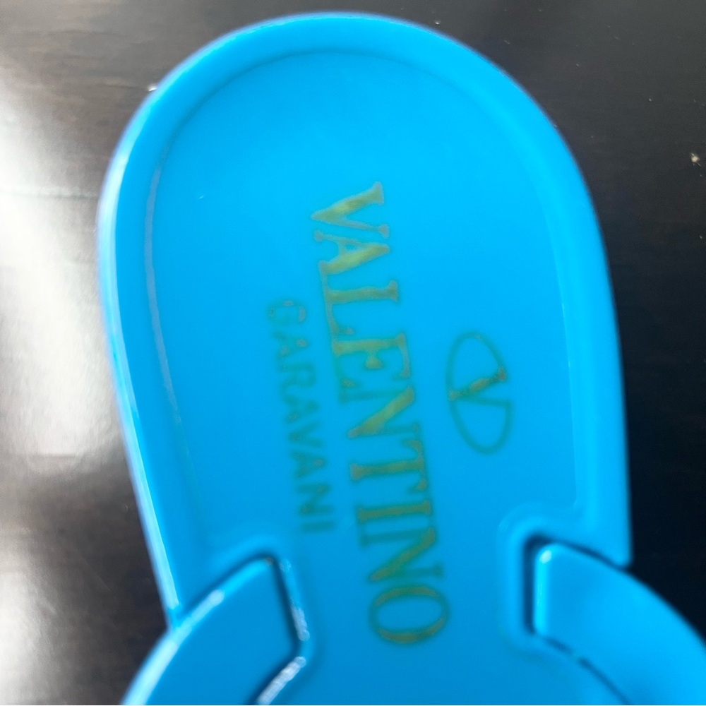 Valentino Garavani Rockstud Blue Rubber Casual Sandals - Picture 3 of 7